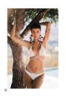 Opalizujące bikini w kolorze białym