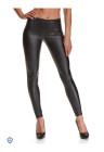 Czarne legginsy z elastycznego materiału (wetlook) z push-upem