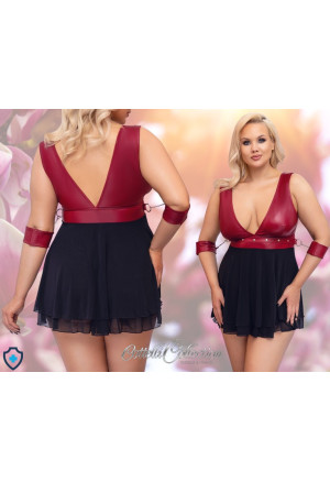 Ponętna, krótka sukienka z czerwoną górą i kajdankami na łańcuszkach- Plus Size