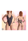Czarne body doskonale modelujące sylwetkę