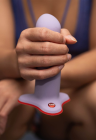 Dildo z aksamitną zamszową w dotyku fakturą - 13,5 cm