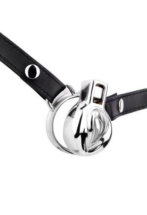 Stalowy pas cnoty w kształcie sromu, z regulowanym paskiem z eko-skóry