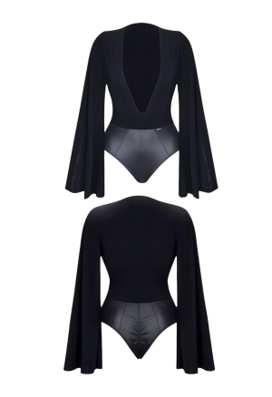 Unikalne body z długimi, otwartymi rękawami i głębokim dekoltem