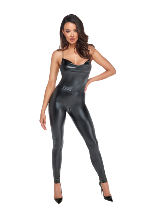 Kuszący kombinezon na ramiączkach z odkrytymi plecami