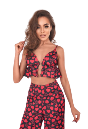 Czarujący, satynowy komplet z biustonoszem oraz szerokimi spodniami w serduszka