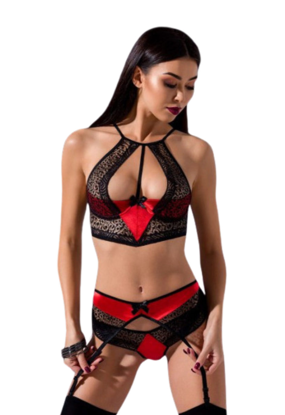 Ekskluzywny komplet z pasem ze zjawiskową koronką